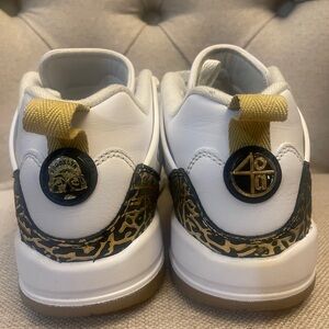 Nike Air Jordan Spizike Low BG 'Metallic Gold' Youth Shoes Youth size 6